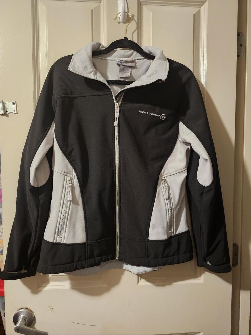 Free Country Black & White Utility Softshell Jacket L